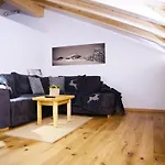 Leos Alpenchalet - Inclusive Sommer Bergbahnticket Und E-auto Ladestation * オーベルストドルフ